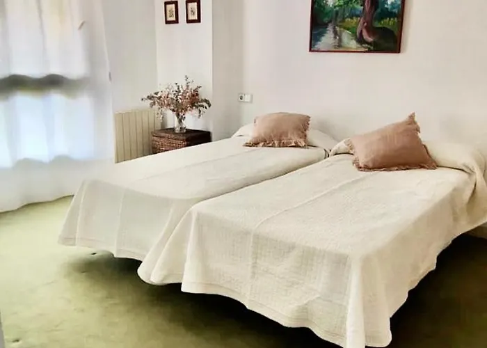 Casamar Al Lado De La Playa Con Piscina Privada, Jardin Y Barbacoa, Fronton, 6 Hébergement de vacances Laredo