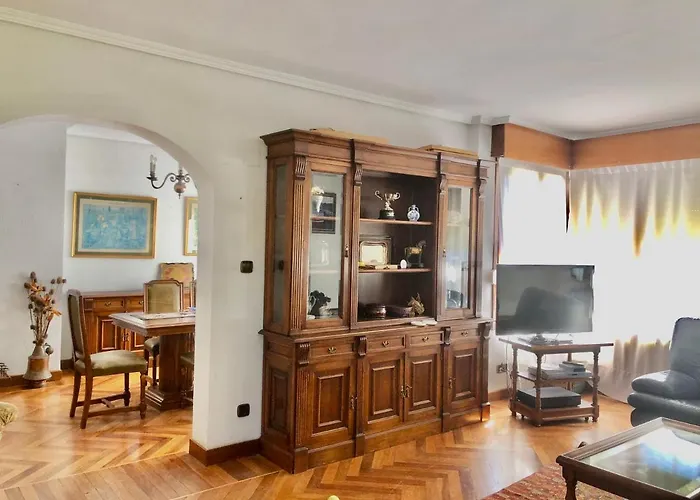 Semesterbostad Casamar Al Lado De La Playa Con Piscina Privada, Jardin Y Barbacoa, Fronton, 6 Laredo